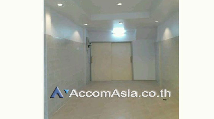  2  3 br Shophouse for rent and sale in Sukhumvit ,Bangkok BTS Phrom Phong AA19231