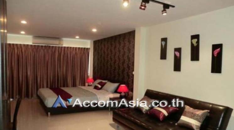 5  Studio Shophouse For Rent in Sukhumvit ,Bangkok BTS Phra khanong AA19239
