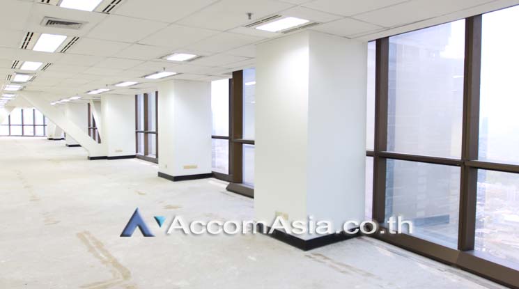  1  Studio Office Space For Rent in Sathorn ,Bangkok BTS Surasak at Chartered Square Building AA19251