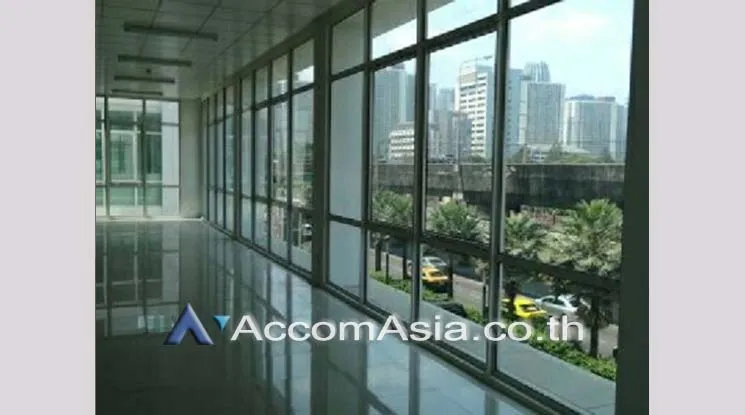  1  Office Space For Sale in Ratchadaphisek ,Bangkok MRT Rama 9 AA19268