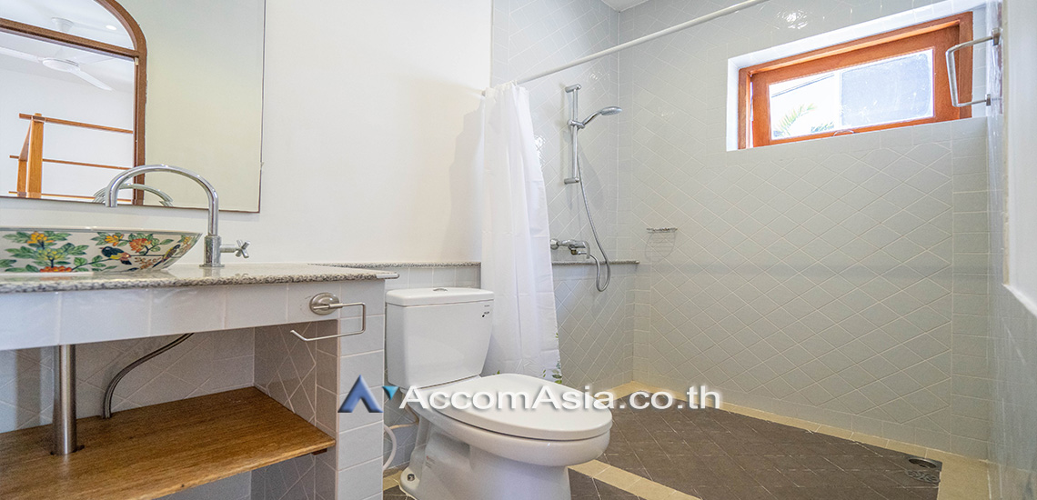 21  4 br House for rent and sale in Sukhumvit ,Bangkok BTS Punnawithi AA19286