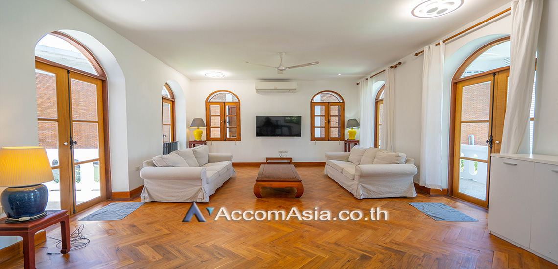 8  4 br House for rent and sale in Sukhumvit ,Bangkok BTS Punnawithi AA19286