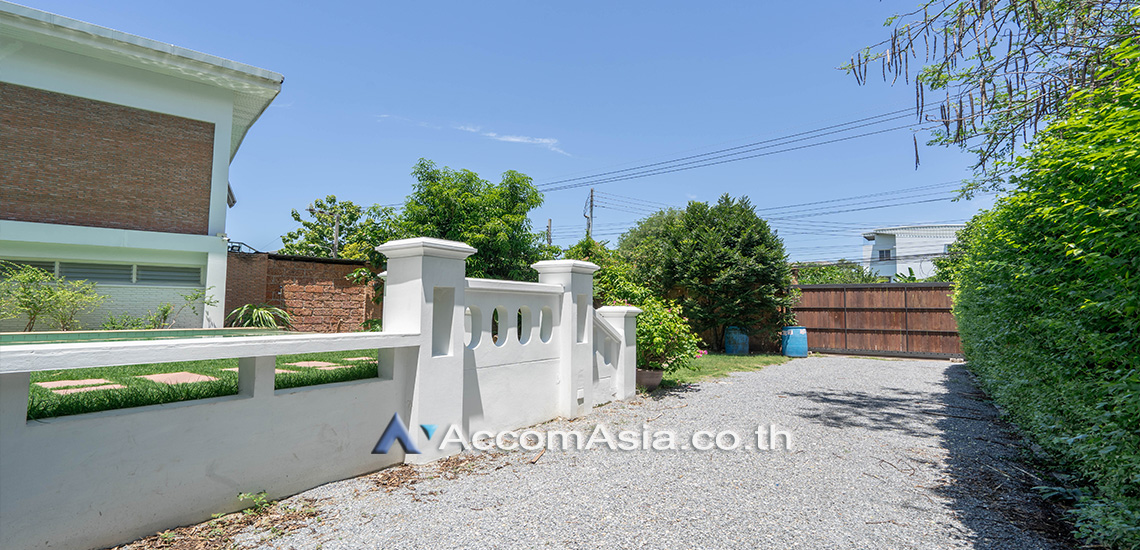 5  4 br House for rent and sale in Sukhumvit ,Bangkok BTS Punnawithi AA19286