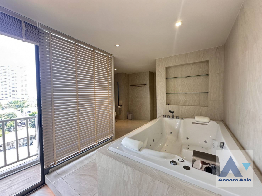 36  3 br Condominium For Rent in Sukhumvit ,Bangkok BTS Ekkamai at Phatssana Gardens AA19287