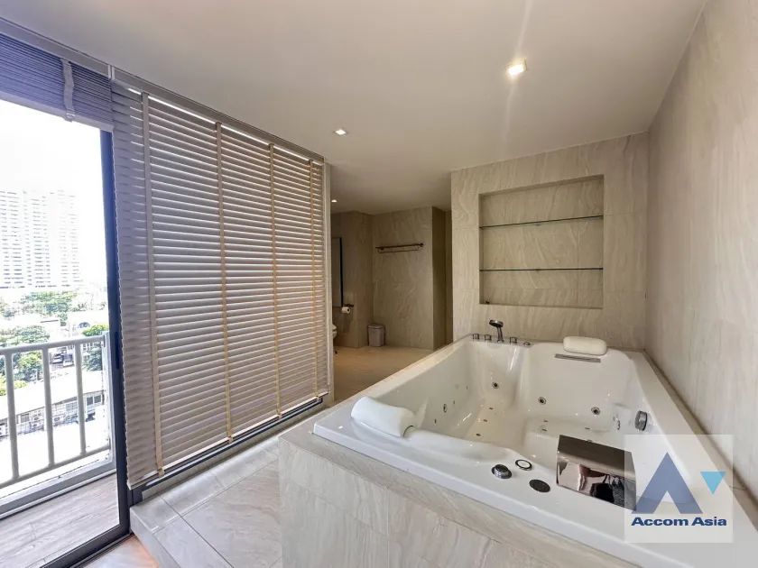 33  3 br Condominium For Rent in Sukhumvit ,Bangkok BTS Ekkamai at Phatssana Gardens AA19287