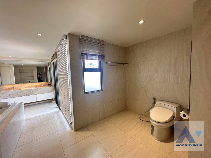 41  3 br Condominium For Rent in Sukhumvit ,Bangkok BTS Ekkamai at Phatssana Gardens AA19287