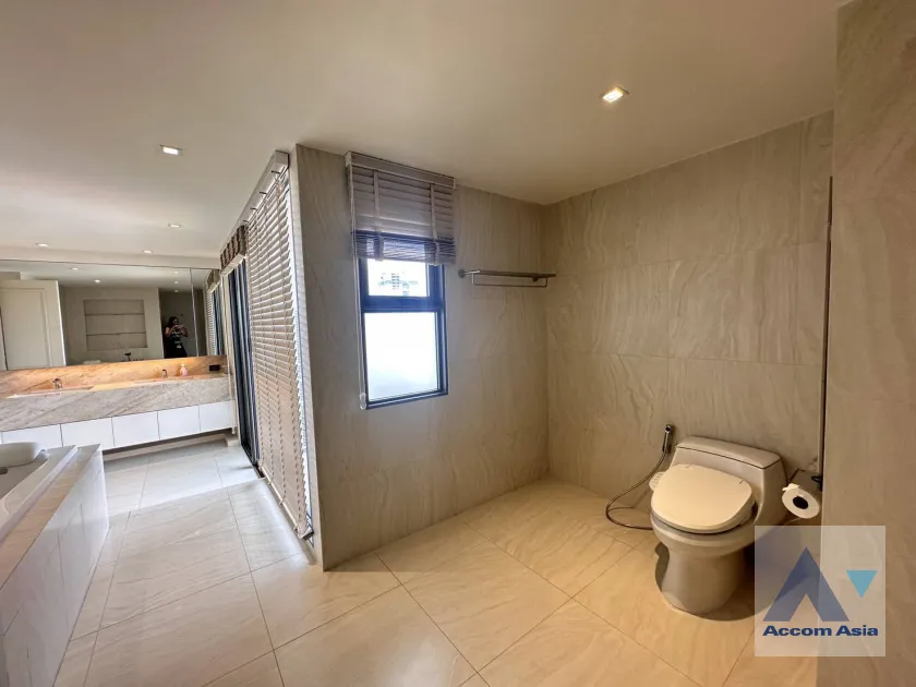 38  3 br Condominium For Rent in Sukhumvit ,Bangkok BTS Ekkamai at Phatssana Gardens AA19287