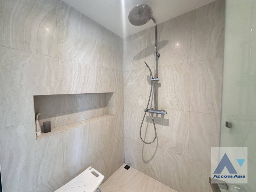 39  3 br Condominium For Rent in Sukhumvit ,Bangkok BTS Ekkamai at Phatssana Gardens AA19287