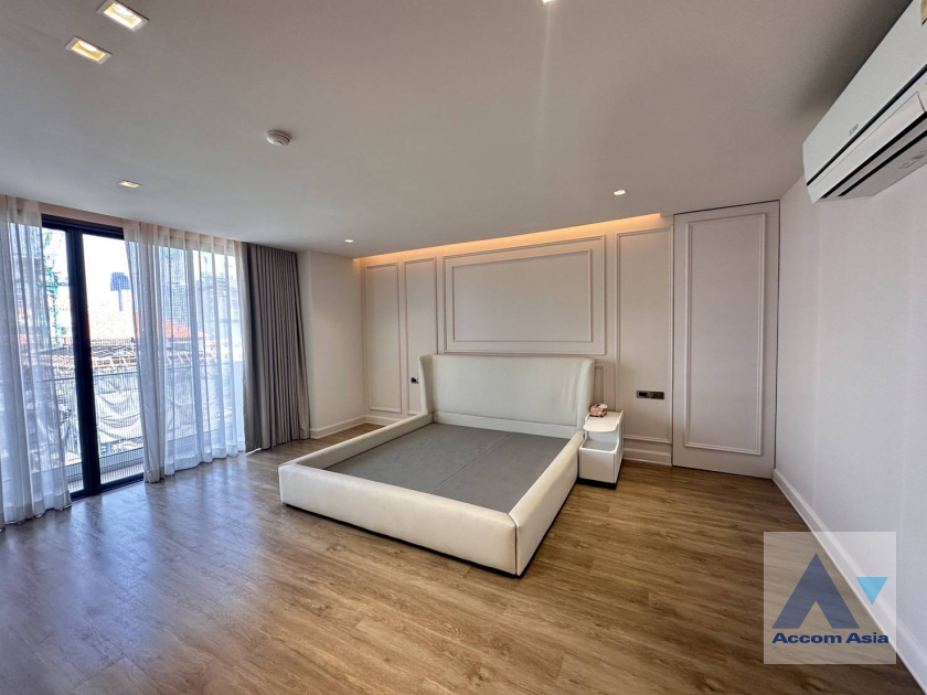 24  3 br Condominium For Rent in Sukhumvit ,Bangkok BTS Ekkamai at Phatssana Gardens AA19287