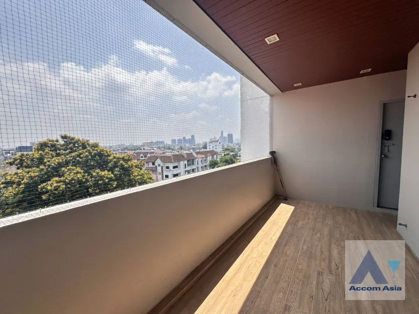 40  3 br Condominium For Rent in Sukhumvit ,Bangkok BTS Ekkamai at Phatssana Gardens AA19287