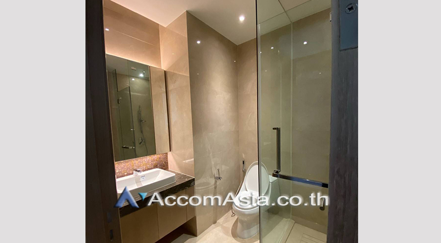 5  1 br Condominium For Rent in Ploenchit ,Bangkok BTS Ratchadamri at Magnolias Ratchadamri Boulevard AA19319