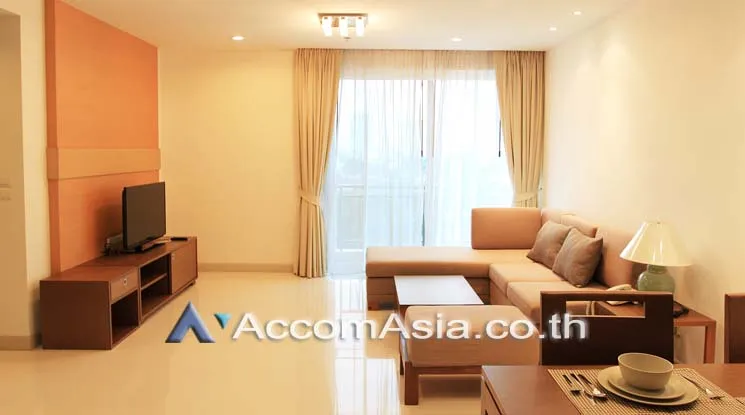 unit 2 Bedrooms  Apartment For Rent in Sukhumvit, Bangkok  near BTS Ekkamai (AA19393)