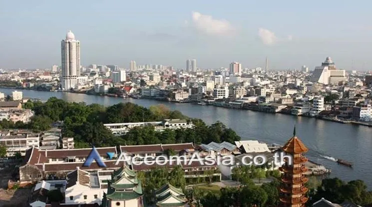 Baan Chao Praya Condominium  2 Bedroom for Sale BTS Krung Thon Buri in Charoennakhon Bangkok