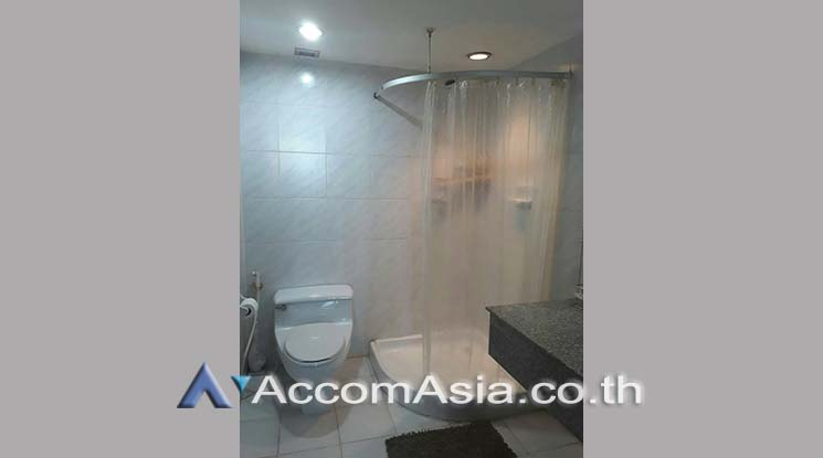 6  2 br Condominium For Sale in Sukhumvit ,Bangkok BTS Nana at Omni Tower AA19487