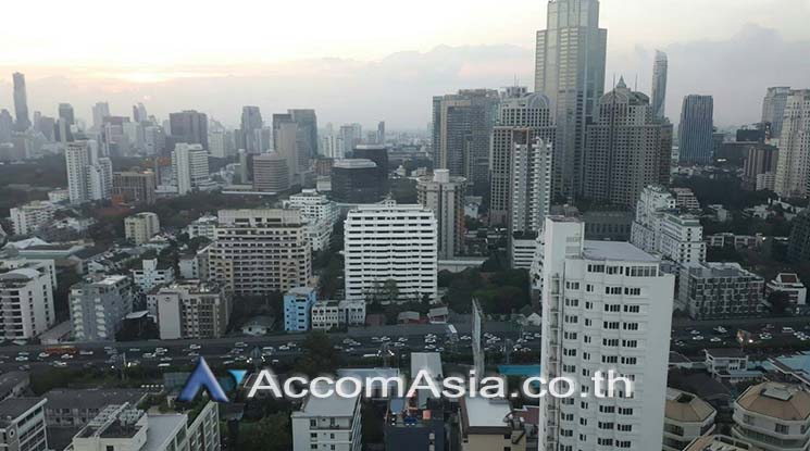 7  2 br Condominium For Sale in Sukhumvit ,Bangkok BTS Nana at Omni Tower AA19487