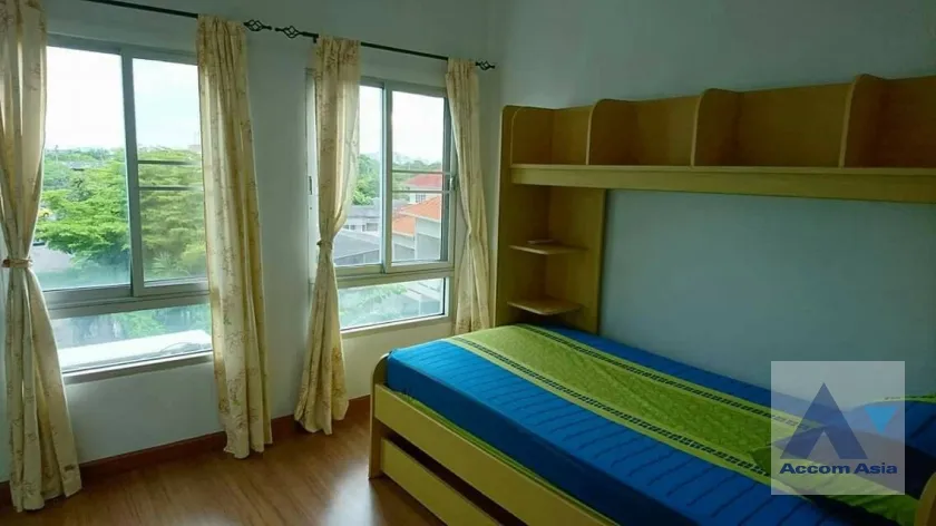 7  3 br Townhouse For Rent in Pattanakarn ,Bangkok BTS On Nut AA19508
