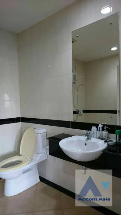8  3 br Townhouse For Rent in Pattanakarn ,Bangkok BTS On Nut AA19508