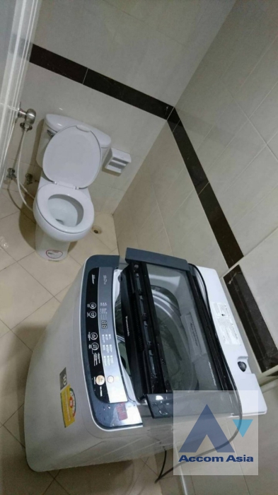 9  3 br Townhouse For Rent in Pattanakarn ,Bangkok BTS On Nut AA19508