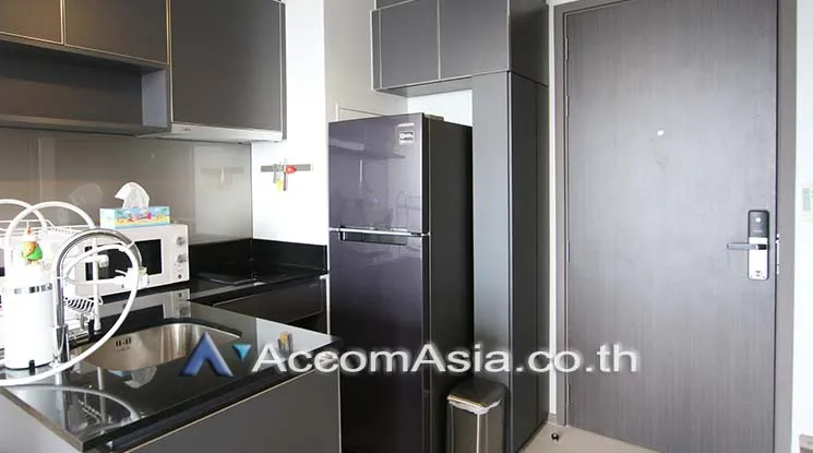 unit 2 Bedrooms  Condominium For Rent & Sale in Charoen Nakhon, Bangkok  near BTS Wongwian Yai (AA19517)