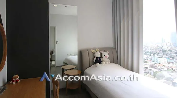 unit 2 Bedrooms  Condominium For Rent & Sale in Charoen Nakhon, Bangkok  near BTS Wongwian Yai (AA19517)