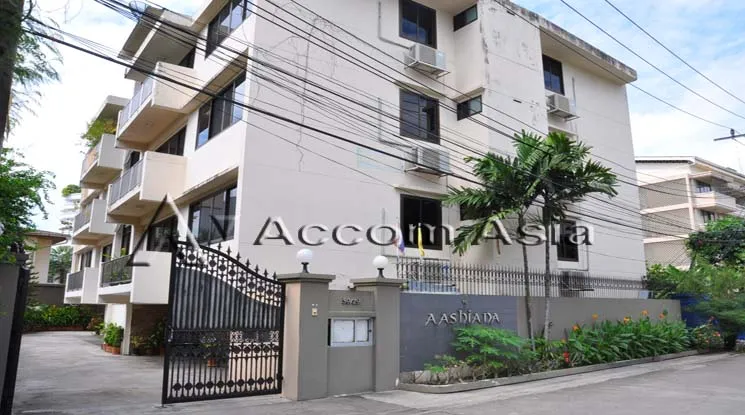 unit 1 Bedroom  Apartment For Rent in Sukhumvit, Bangkok  near BTS Phrom Phong (AA19543)