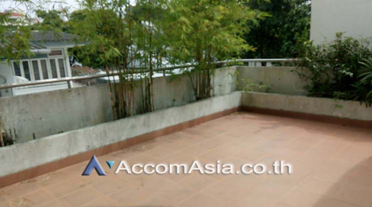  2  2 br Apartment For Rent in Sukhumvit ,Bangkok BTS Thong Lo at Urban Green Apartment AA19589