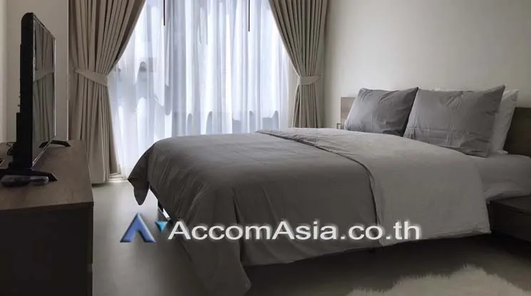 unit 2 Bedrooms  Condominium For Rent in Sukhumvit, Bangkok  near BTS Thong Lo (AA19618)