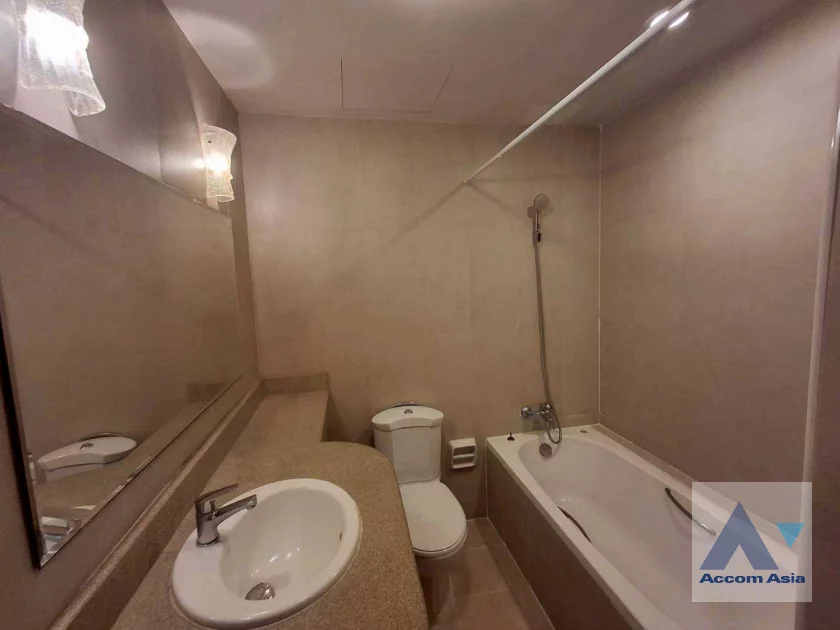 8  3 br Apartment For Rent in Ploenchit ,Bangkok BTS Ploenchit at Classic Elegance Residence AA19647