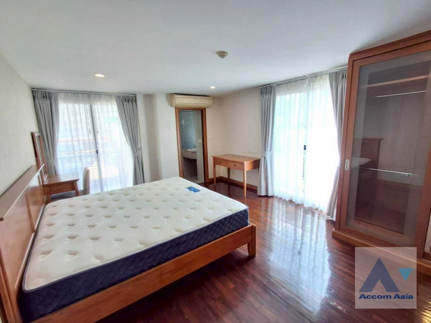 5  3 br Apartment For Rent in Ploenchit ,Bangkok BTS Ploenchit at Classic Elegance Residence AA19647