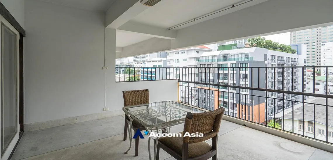 unit 2 Bedrooms  Apartment For Rent in Sukhumvit, Bangkok  near MRT Sukhumvit - BTS Nana (AA19649)