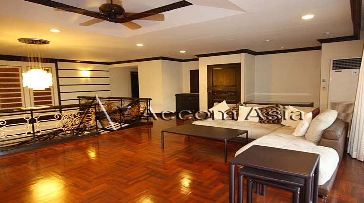  1  4 br Apartment For Rent in Sukhumvit ,Bangkok BTS Phrom Phong at Pet friendly - High rise Apartment in Phrom Phong 1029301