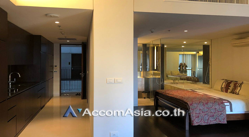 4  1 br Condominium For Rent in Ploenchit ,Bangkok BTS Ratchadamri at Hansar Residence AA19675