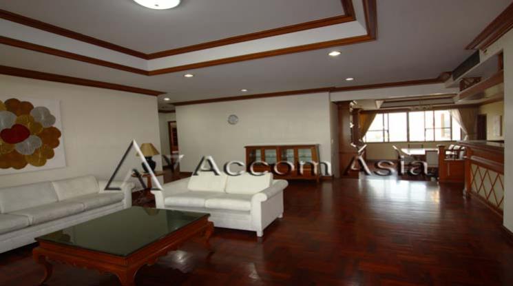  1  3 br Apartment For Rent in Sukhumvit ,Bangkok BTS Phrom Phong at Pet friendly - High rise Apartment in Phrom Phong 1029401