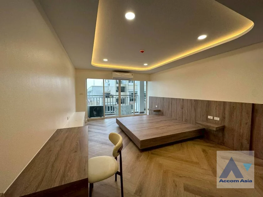 13  2 br Condominium For Rent in Sathorn ,Bangkok BTS Sala Daeng - MRT Lumphini at Sathorn Park Place AA19684