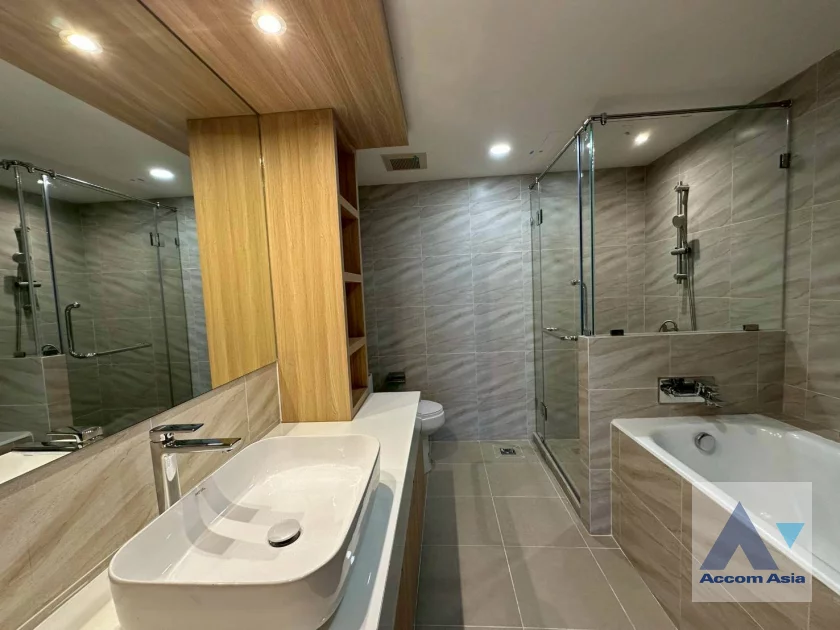 14  2 br Condominium For Rent in Sathorn ,Bangkok BTS Sala Daeng - MRT Lumphini at Sathorn Park Place AA19684