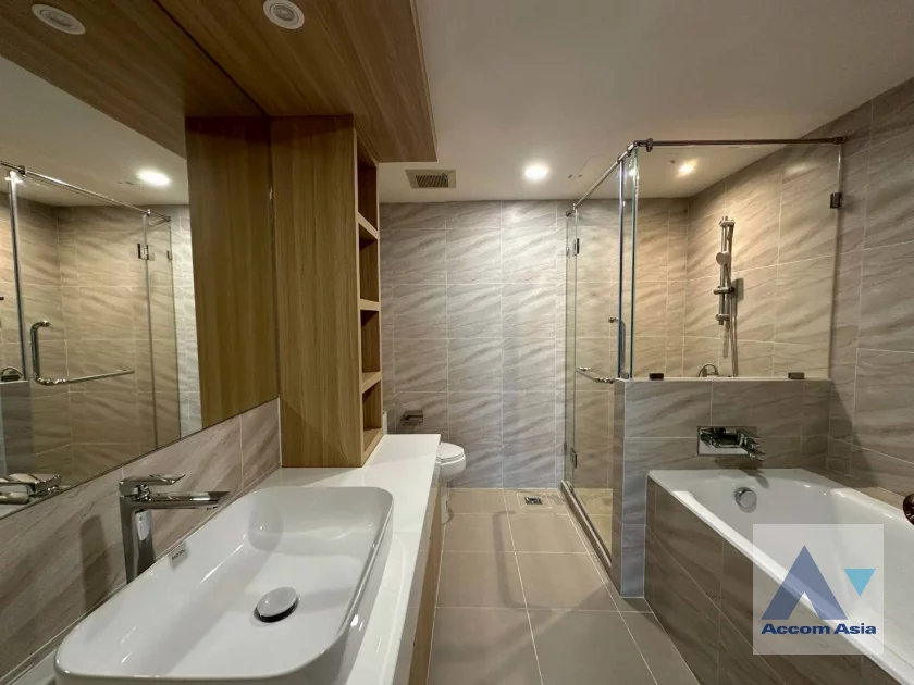16  2 br Condominium For Rent in Sathorn ,Bangkok BTS Sala Daeng - MRT Lumphini at Sathorn Park Place AA19684