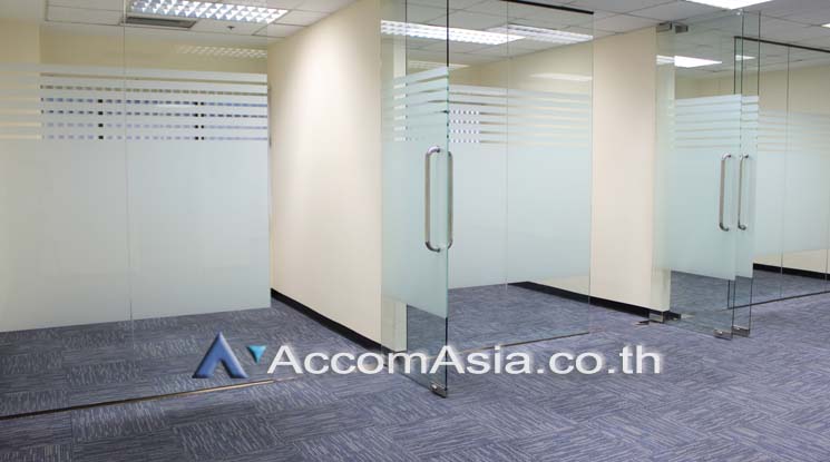  1  Office Space For Rent in Sukhumvit ,Bangkok BTS Asok - MRT Sukhumvit at BB Building AA19705