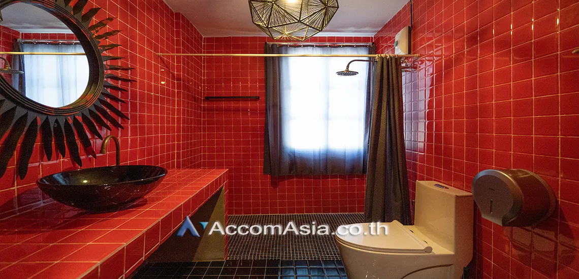 11  4 br House for rent and sale in Sukhumvit ,Bangkok BTS Phrom Phong AA19790