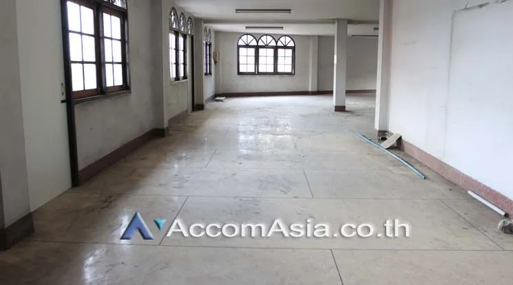 unitHome Office |  Shophouse For Rent in Sukhumvit, Bangkok  near BTS On Nut (AA19820)