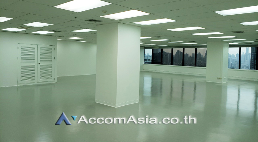 14  Office Space For Rent in Ratchadaphisek ,Bangkok ARL Ramkhamhaeng at Charn Issara Tower 2 AA19842