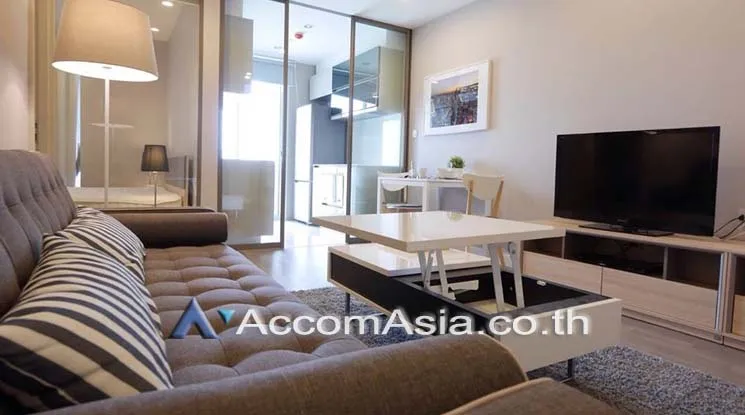  The Room Sathorn Pan Road Condominium  1 Bedroom for Rent BTS Surasak in Silom Bangkok