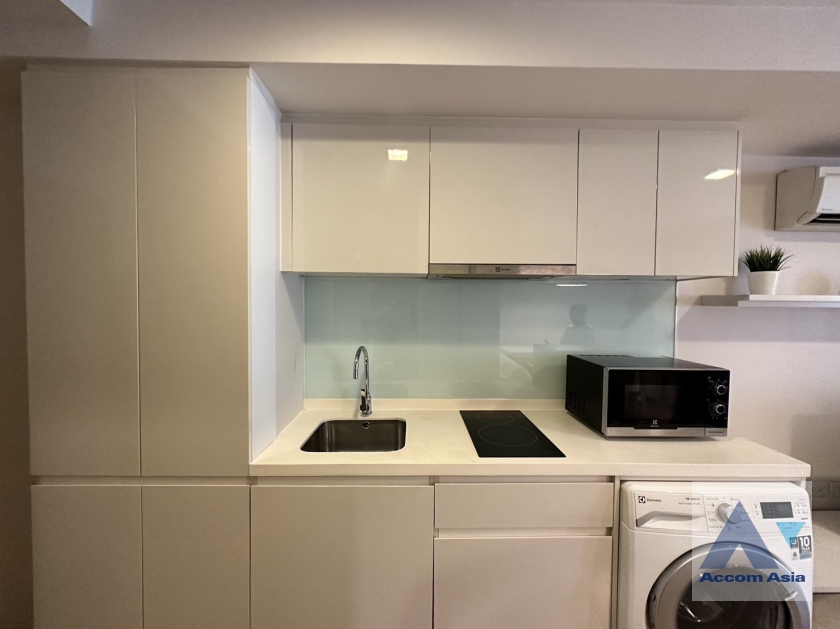 8  1 br Condominium for rent and sale in Sukhumvit ,Bangkok BTS Thong Lo at LIV @ 49 AA19913
