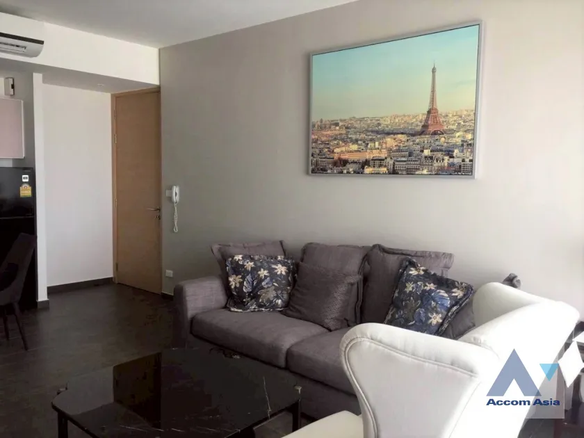 Fully Furnished |  The Lofts Ekkamai  Condominium  2 Bedroom for Rent BTS Ekkamai in Sukhumvit Bangkok