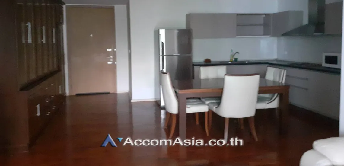 unit 3 Bedrooms  Condominium For Rent in Sukhumvit, Bangkok  near BTS Nana (AA20001)