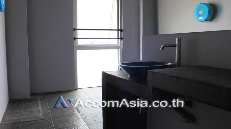 7  Retail / Showroom For Rent in Sukhumvit ,Bangkok BTS Thong Lo at Piman 49 AA20041