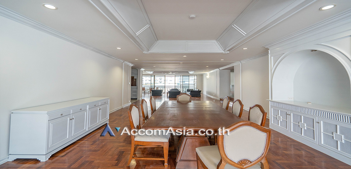  1  3 br Apartment For Rent in Sukhumvit ,Bangkok BTS Asok - MRT Sukhumvit at Family-Friendly 360 SQ.M. Residence Near Terminal 21 AA20054