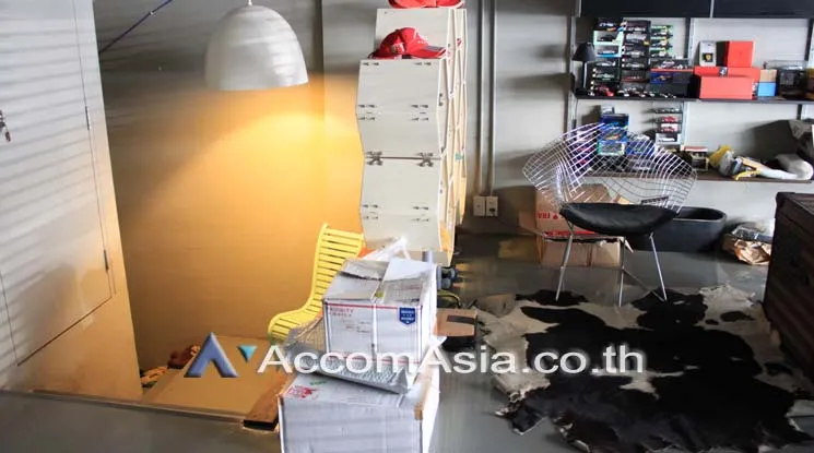 unit Townhouse For Rent in Sukhumvit, Bangkok  near BTS Ekkamai (AA20092)