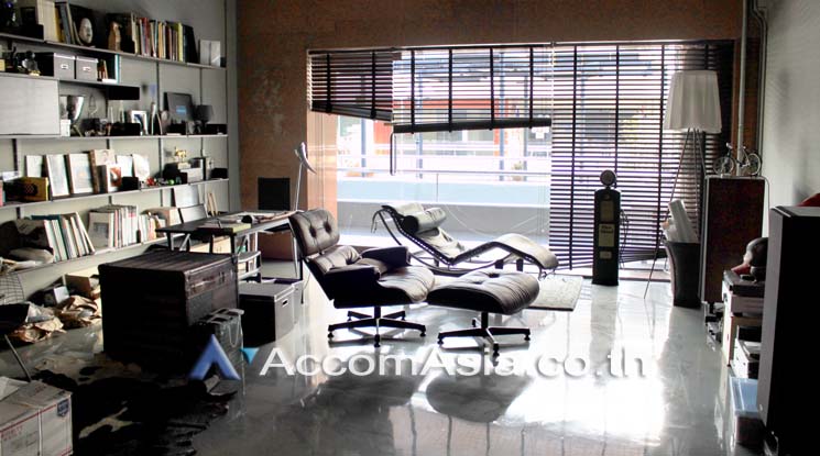  1  Townhouse For Rent in Sukhumvit ,Bangkok BTS Ekkamai at Park Avenue AA20092