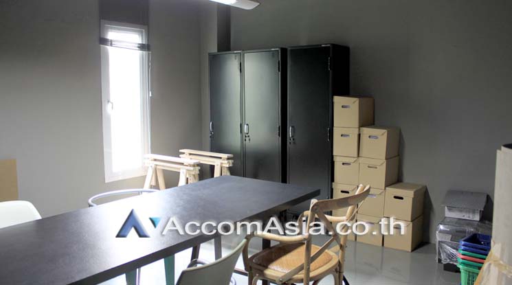 5  Townhouse For Rent in Sukhumvit ,Bangkok BTS Ekkamai at Park Avenue AA20092