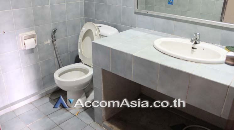 9  Townhouse For Rent in Sukhumvit ,Bangkok BTS Ekkamai at Park Avenue AA20092